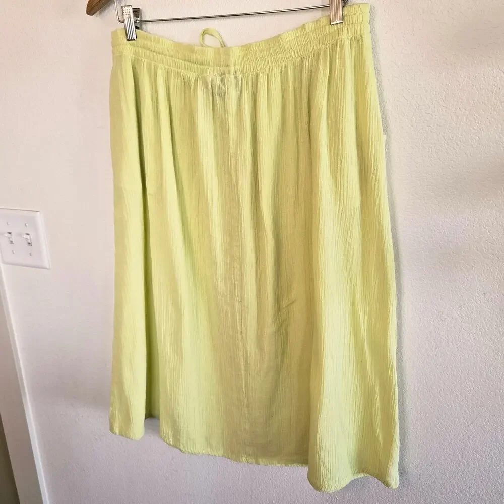 Size L – BFA Classics Butter Yellow Cotton Midi Skirt w/ Pockets